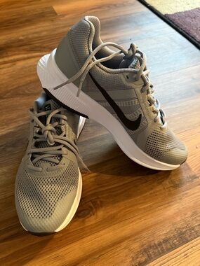 Nike Gray Mesh Trainers with Black Swoosh